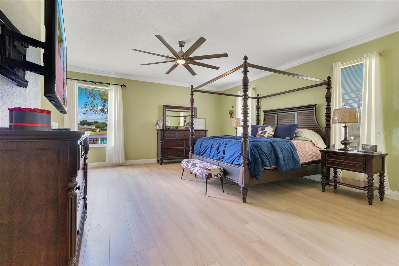 Image 16 of 38 For 16313 Birchwood Way