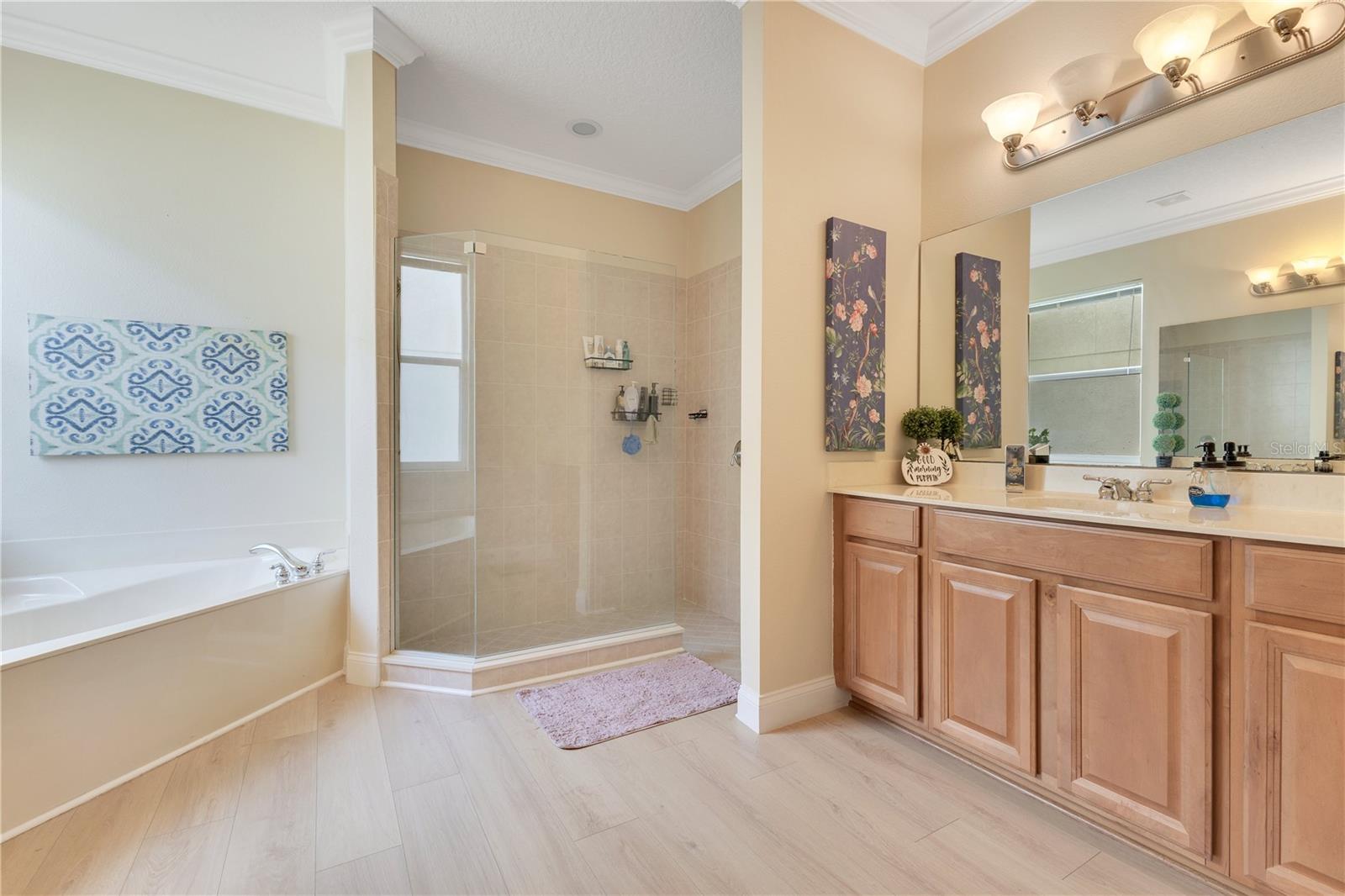 Image 20 of 38 For 16313 Birchwood Way