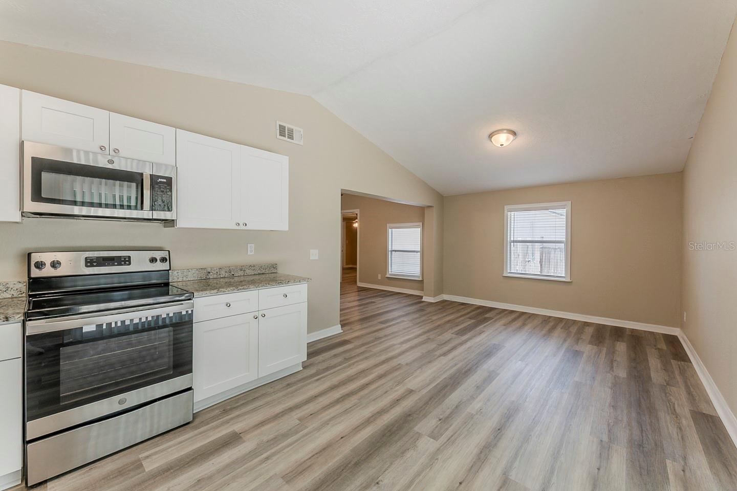 Image 10 of 45 For 1084 Doyle Road
