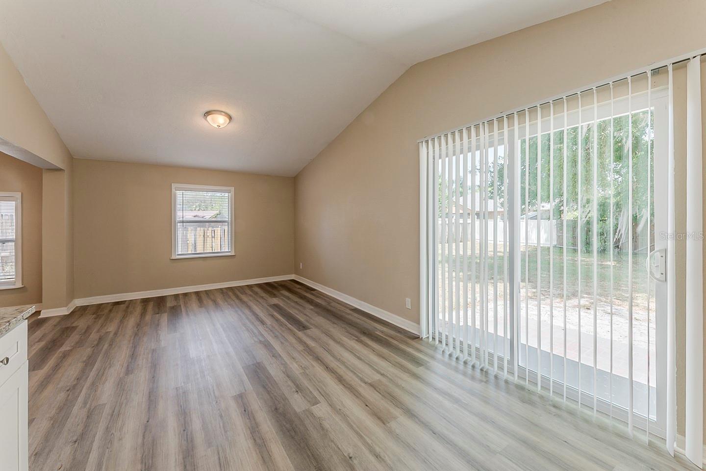 Image 11 of 45 For 1084 Doyle Road
