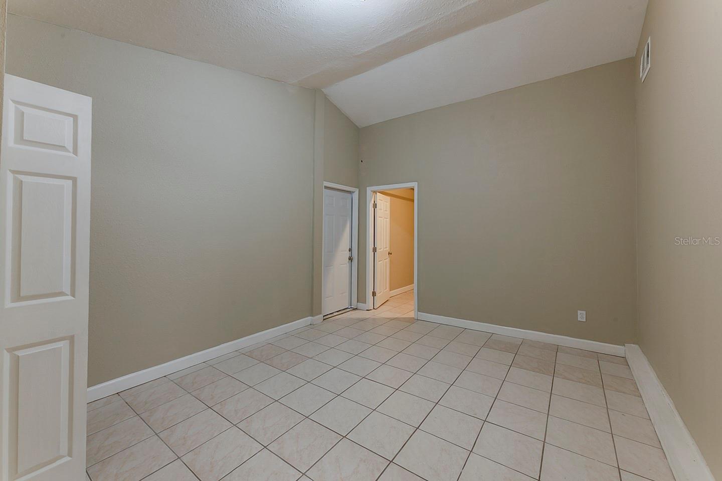 Image 36 of 45 For 1084 Doyle Road