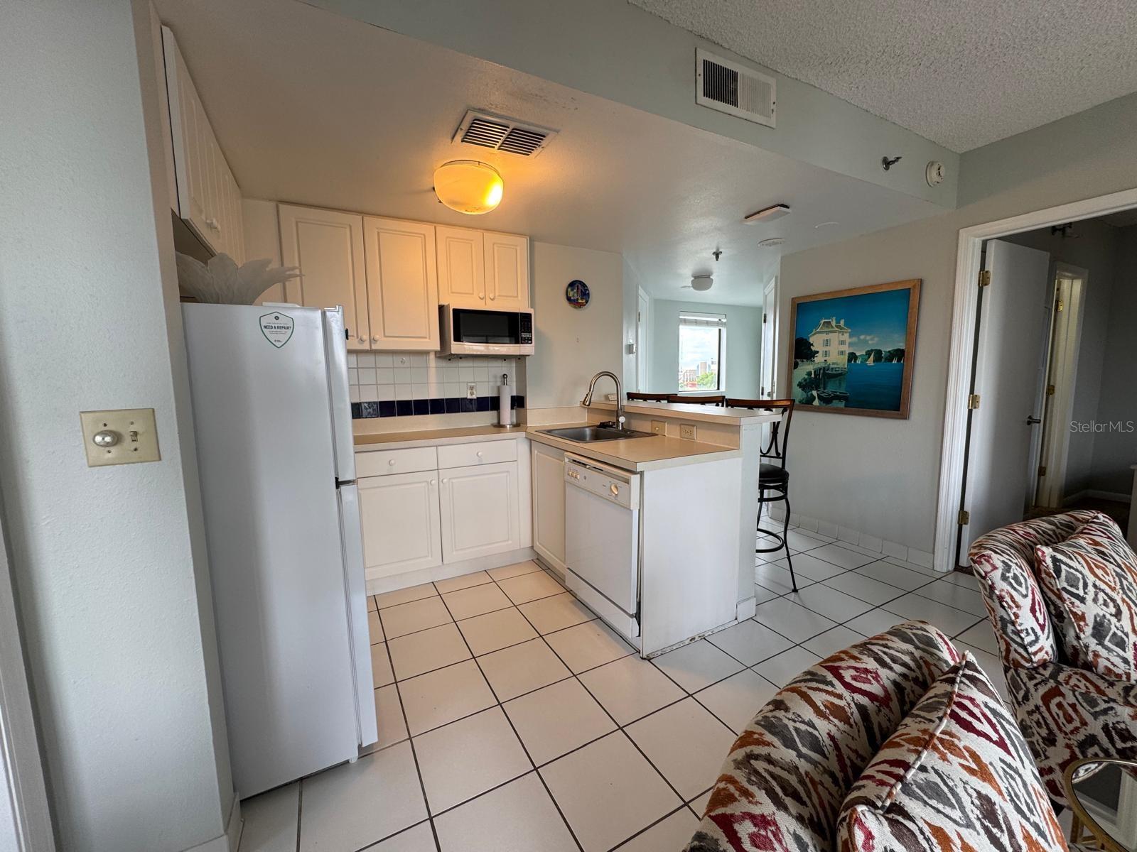 Image 5 of 21 For 6165 Carrier Dr  1602