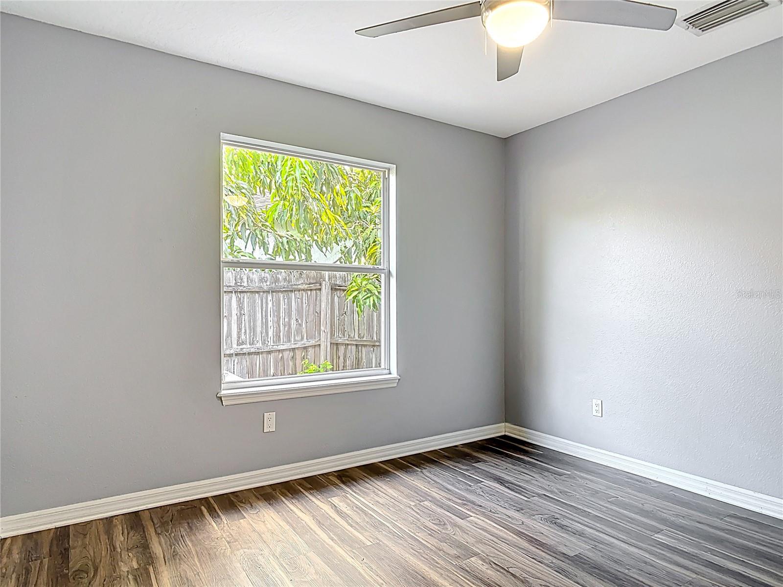 Image 44 of 67 For 185 Poinciana Lane