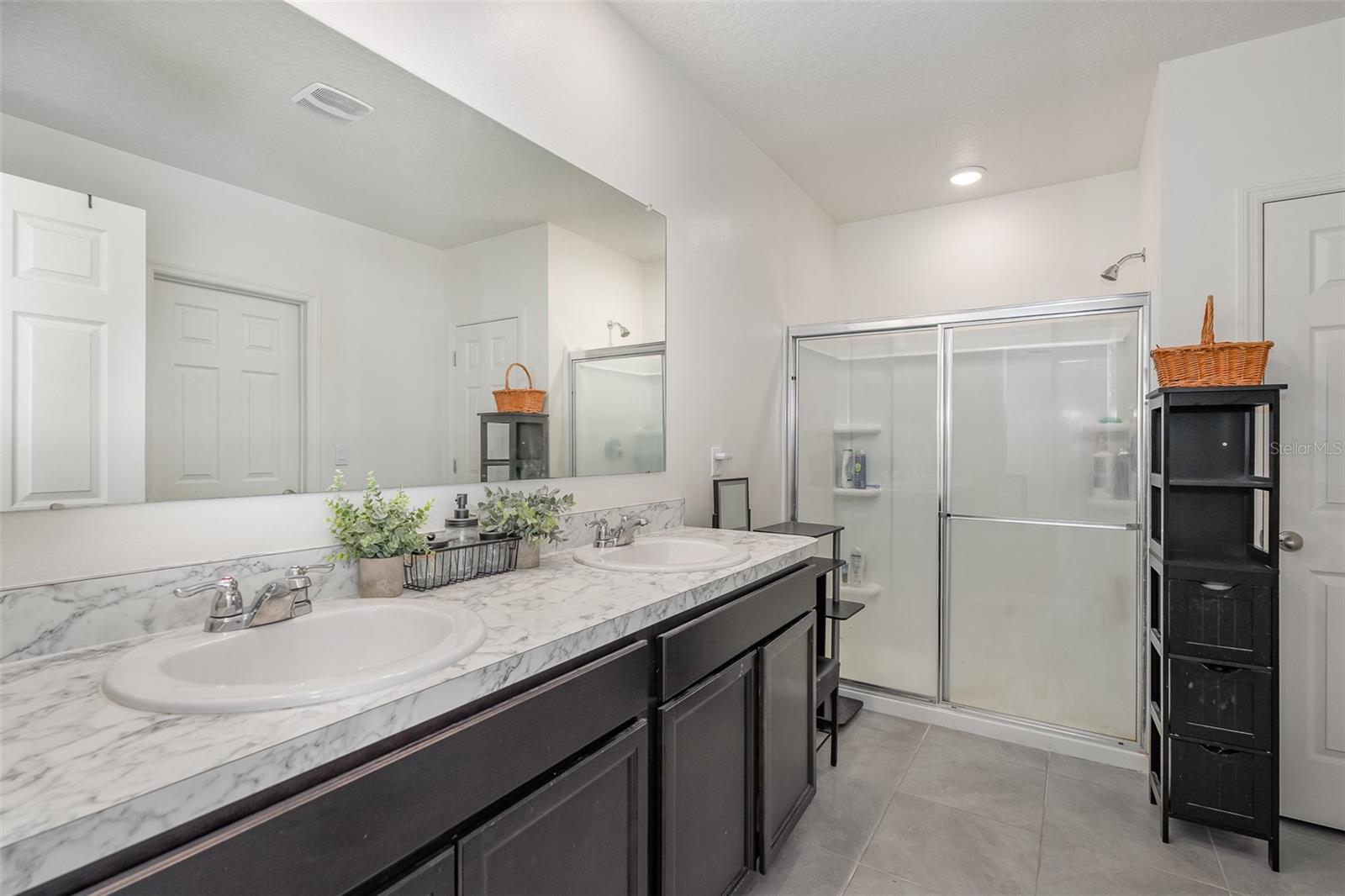 Image 17 of 32 For 4601 Talbot Boulevard
