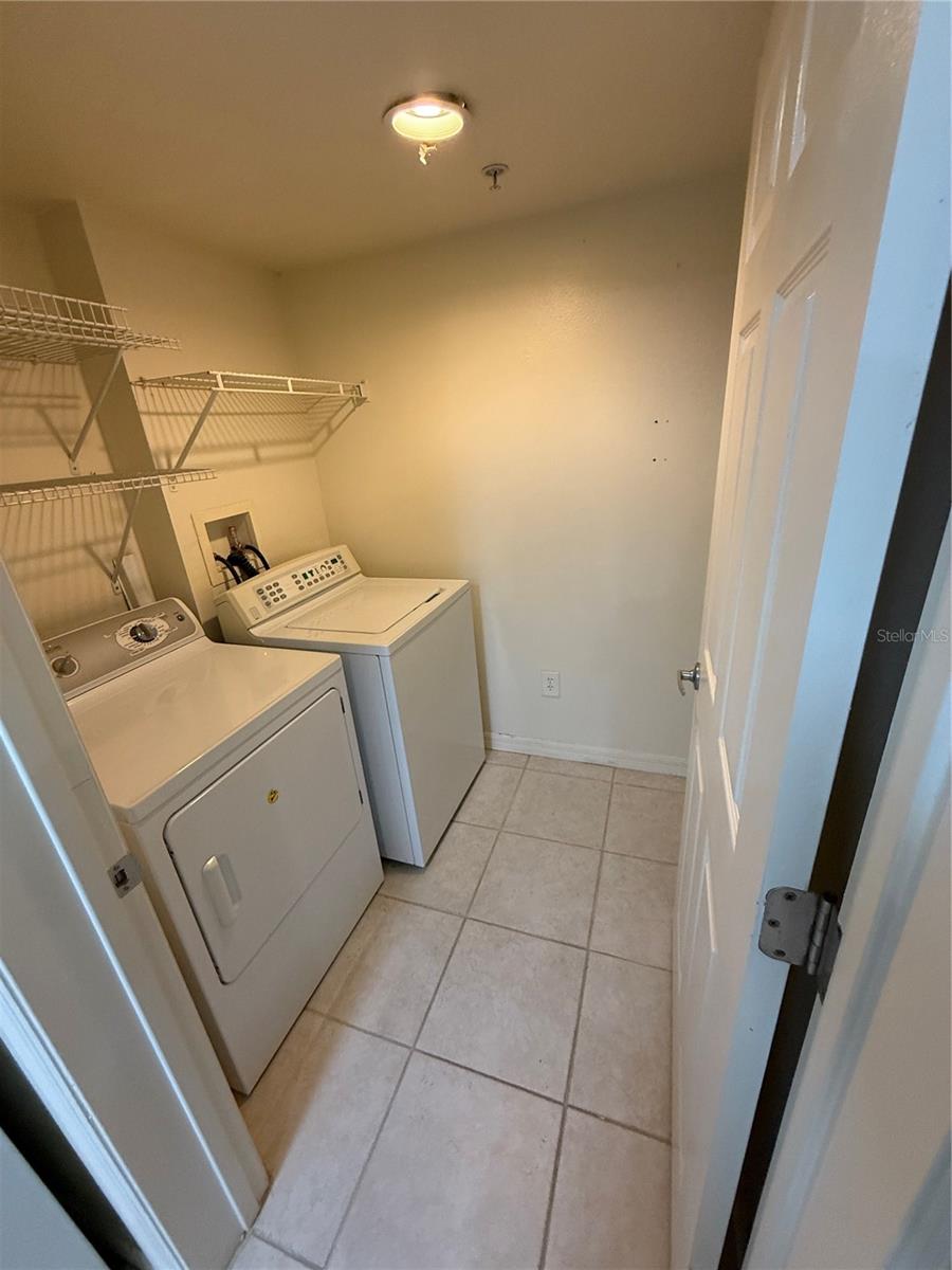 Image 21 of 21 For 814 Crest Pines Drive 915