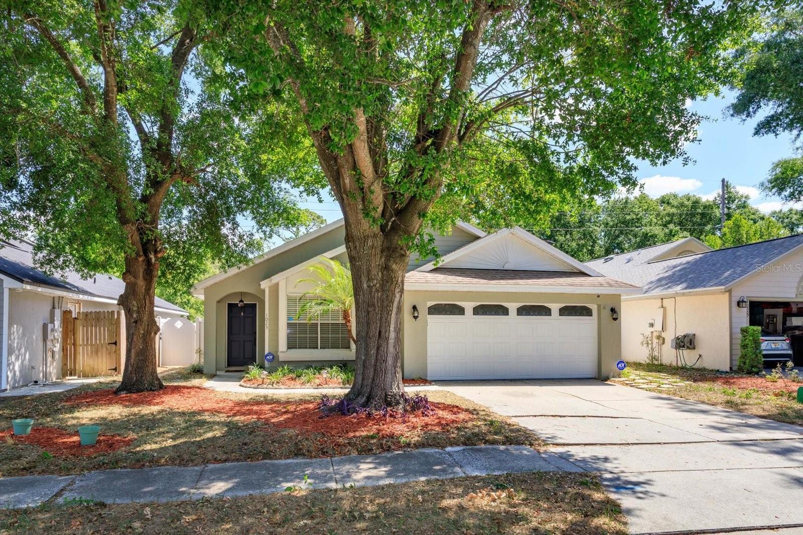Details for 1023 Royal Oaks Drive, APOPKA, FL 32703
