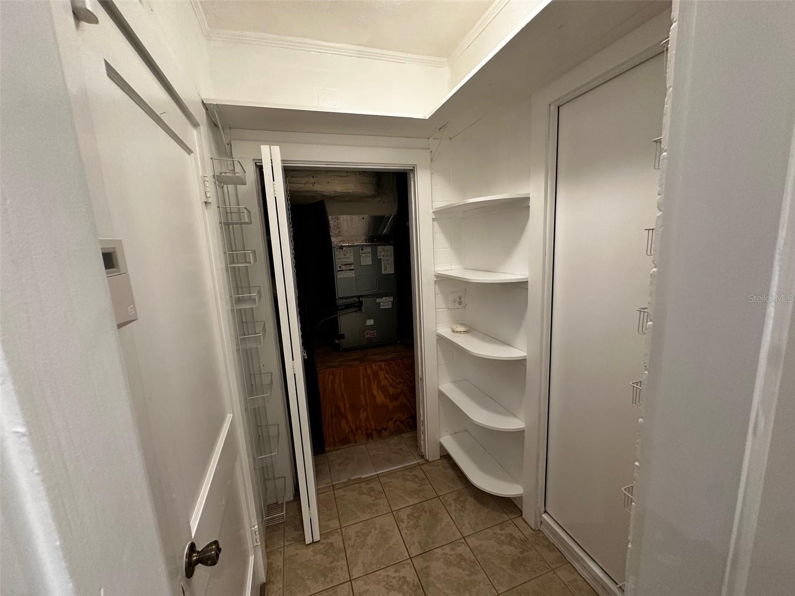 Image 12 of 35 For 1399 Aloma Avenue