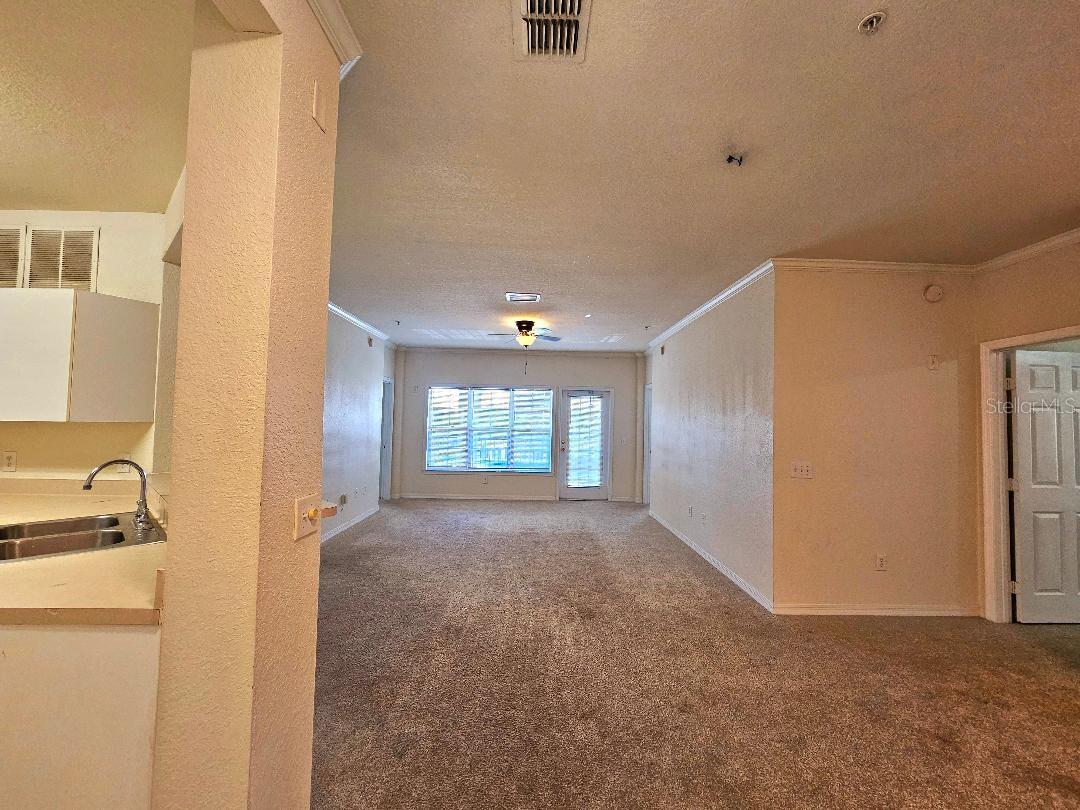 Image 3 of 27 For 3577 Conroy Road 331