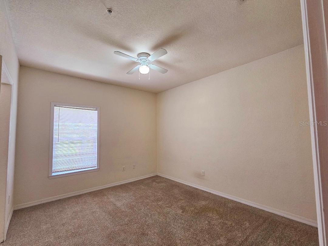 Image 8 of 27 For 3577 Conroy Road 331