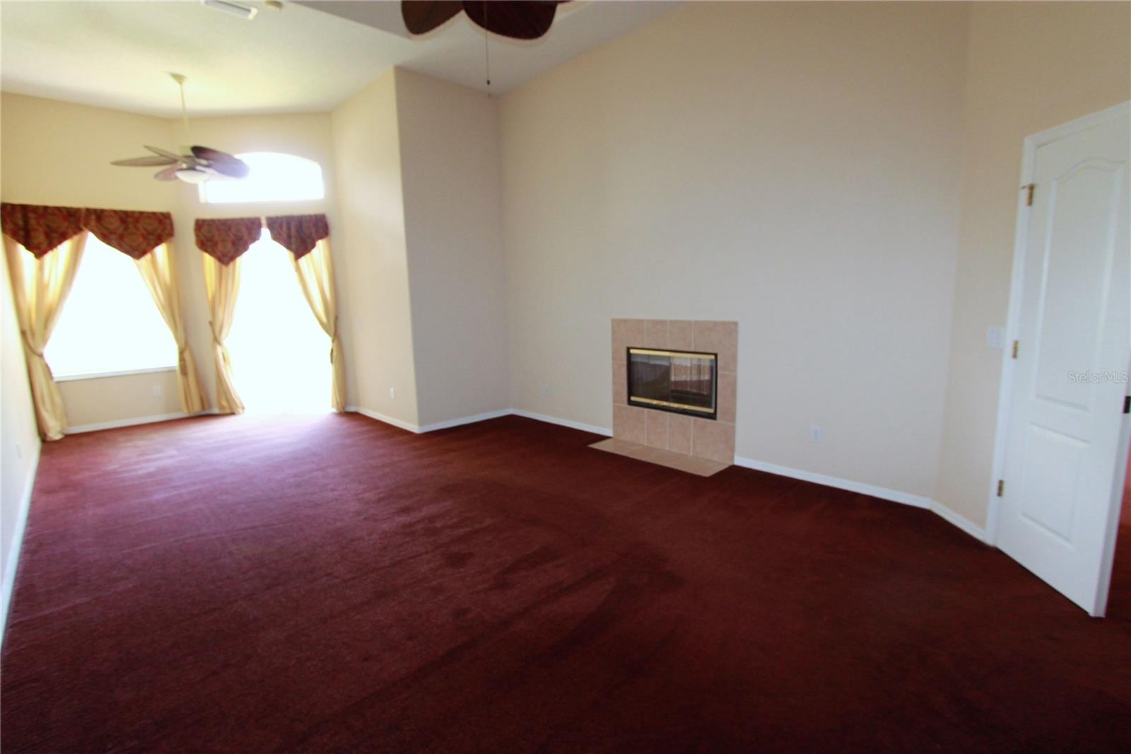 Image 16 of 46 For 824 Blairmont Lane