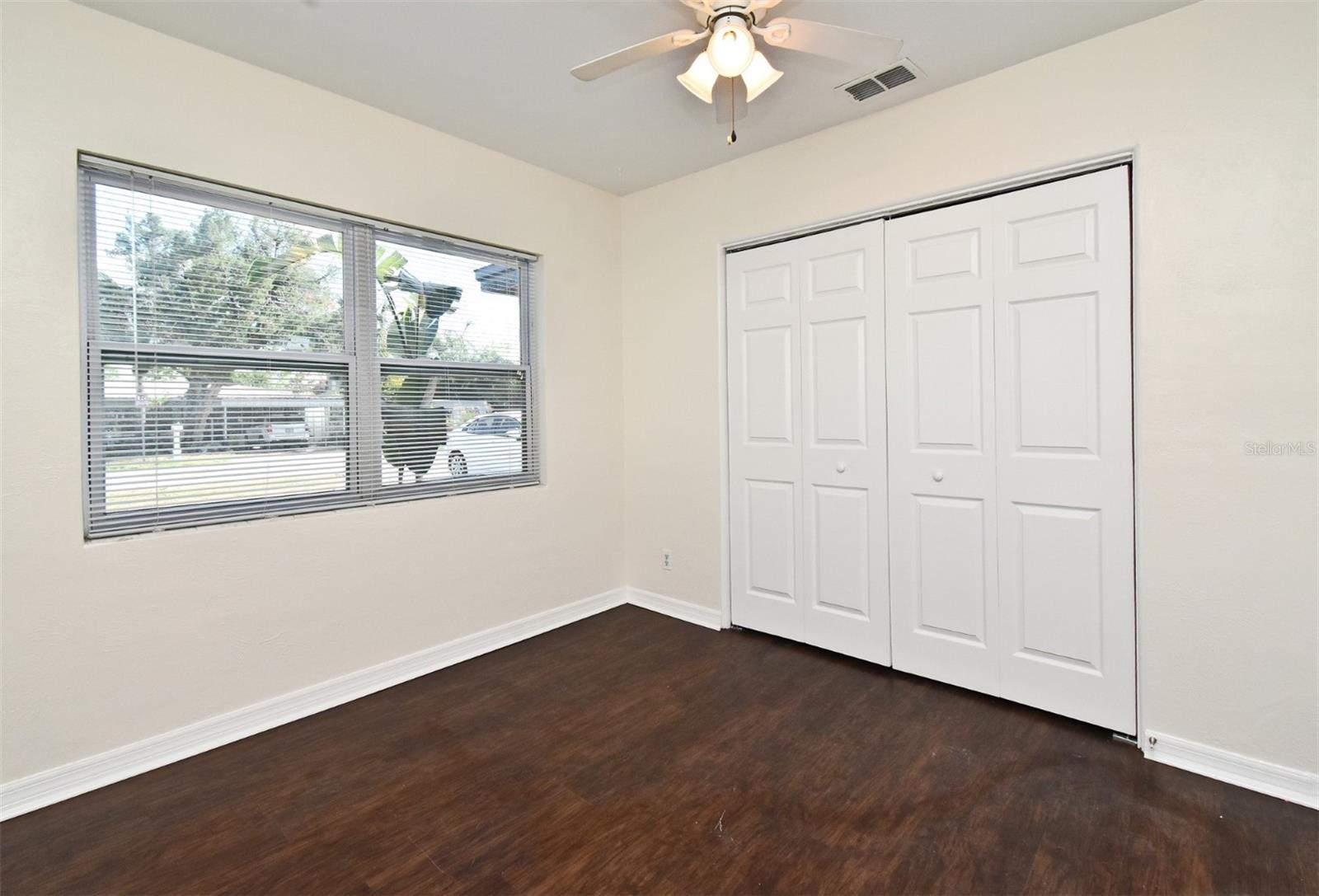 Image 39 of 79 For 1931 Oglesby Avenue