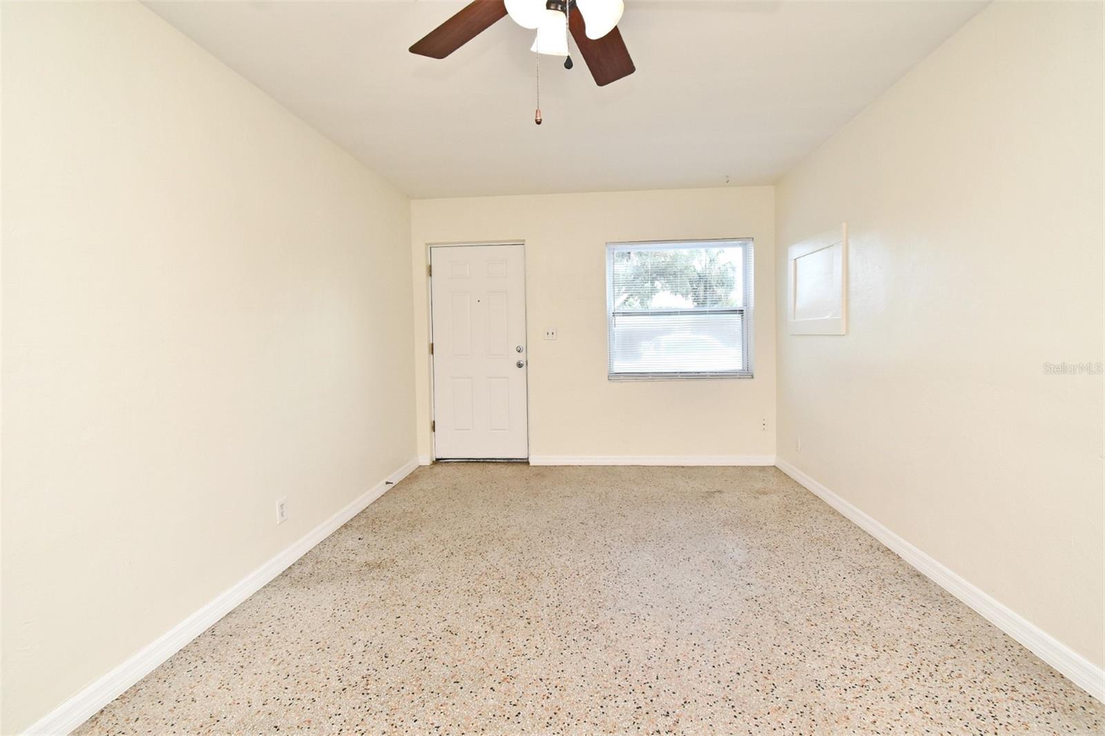 Image 4 of 79 For 1931 Oglesby Avenue