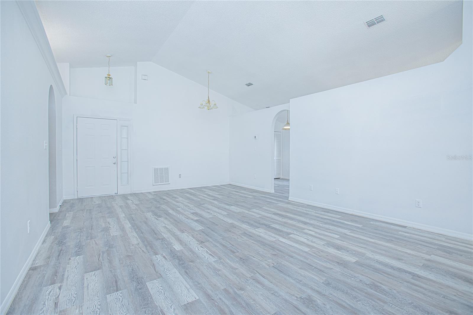 Image 9 of 22 For 13216 Wild Duck Court