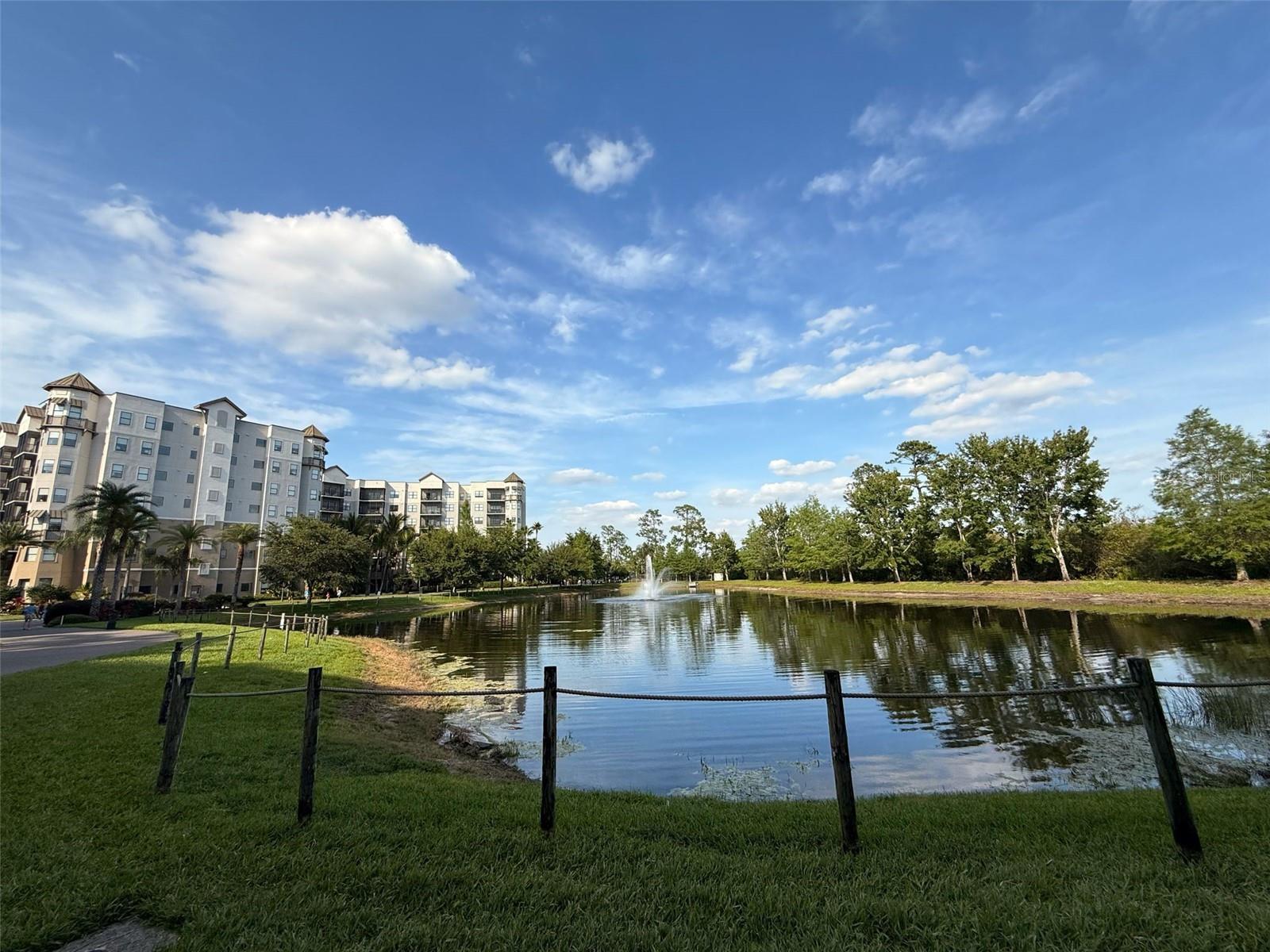 Image 23 of 39 For 14501 Grove Resort Avenue 2231