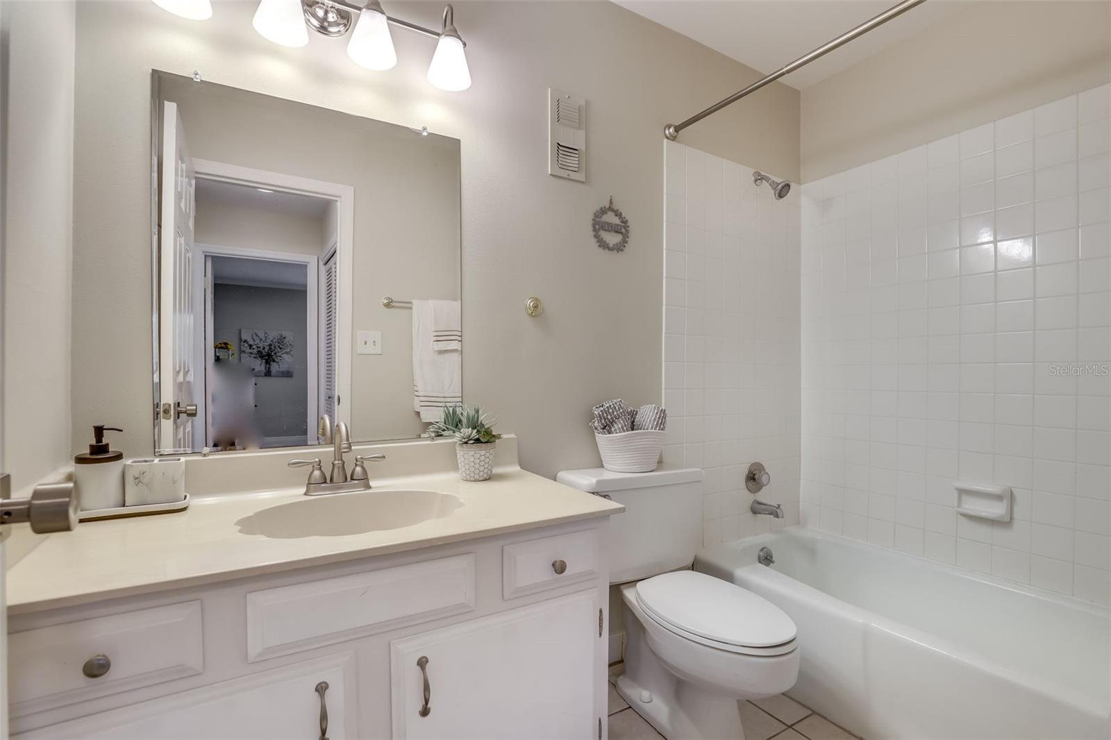 Image 11 of 14 For 1136 Villa Lane 96