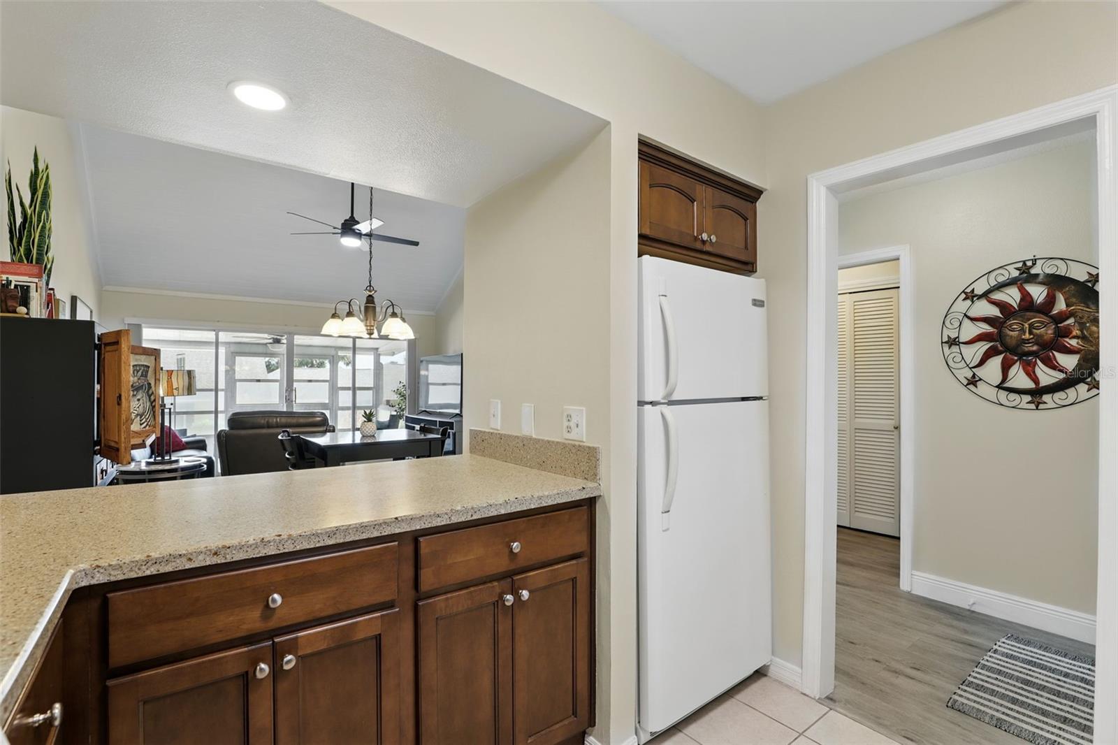 Image 7 of 14 For 1136 Villa Lane 96