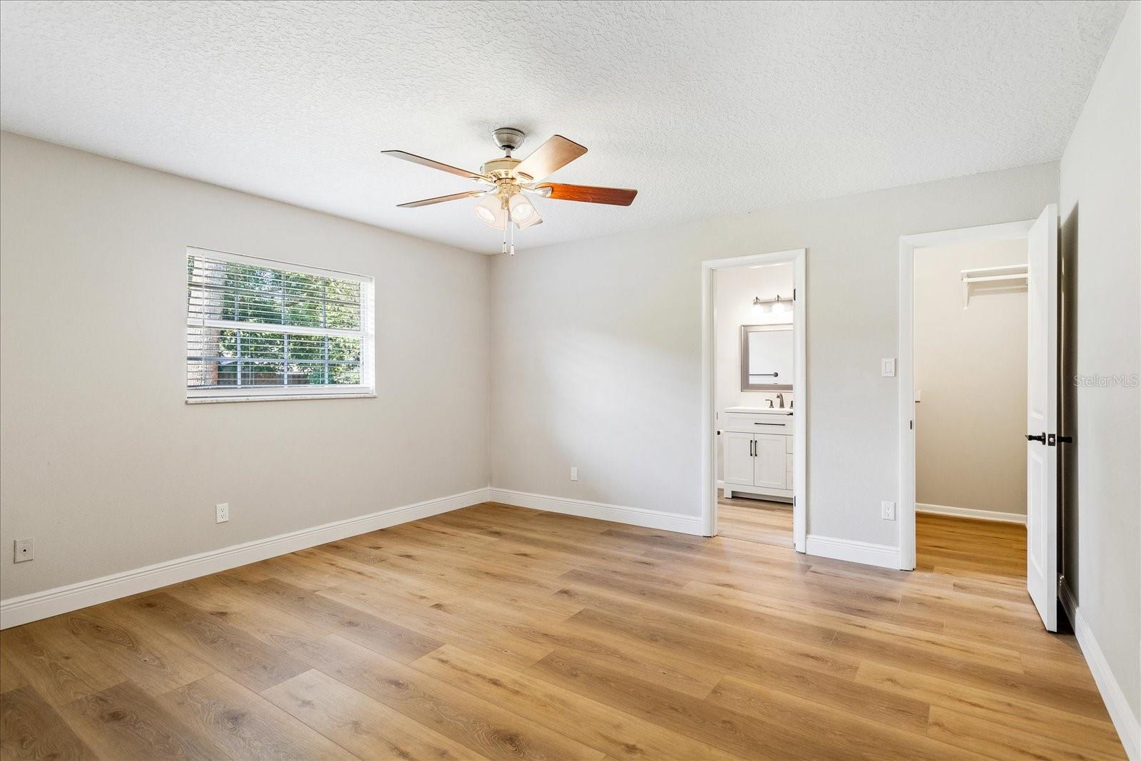 Image 17 of 34 For 5162 Tellson Place