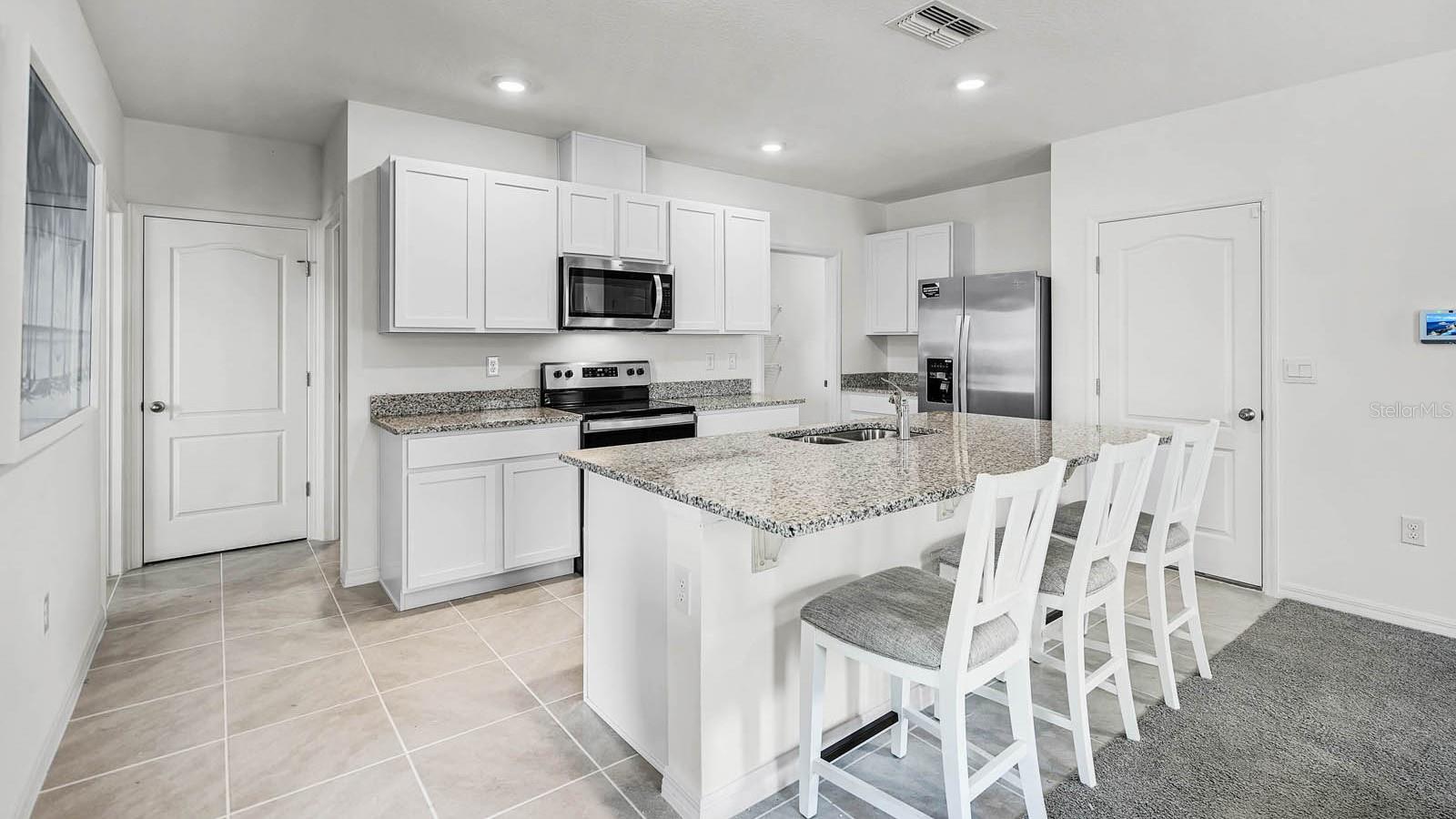 Image 10 of 35 For 4622 Barberry Avenue