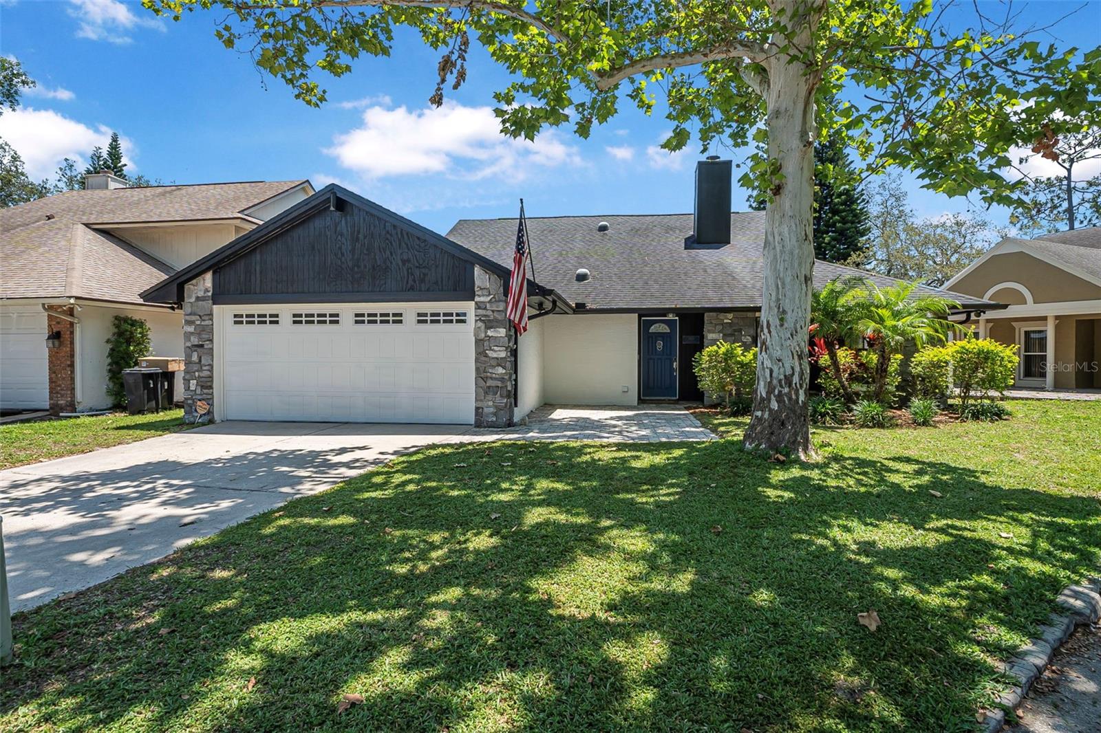 Image 2 of 36 For 3889 Biscayne Drive