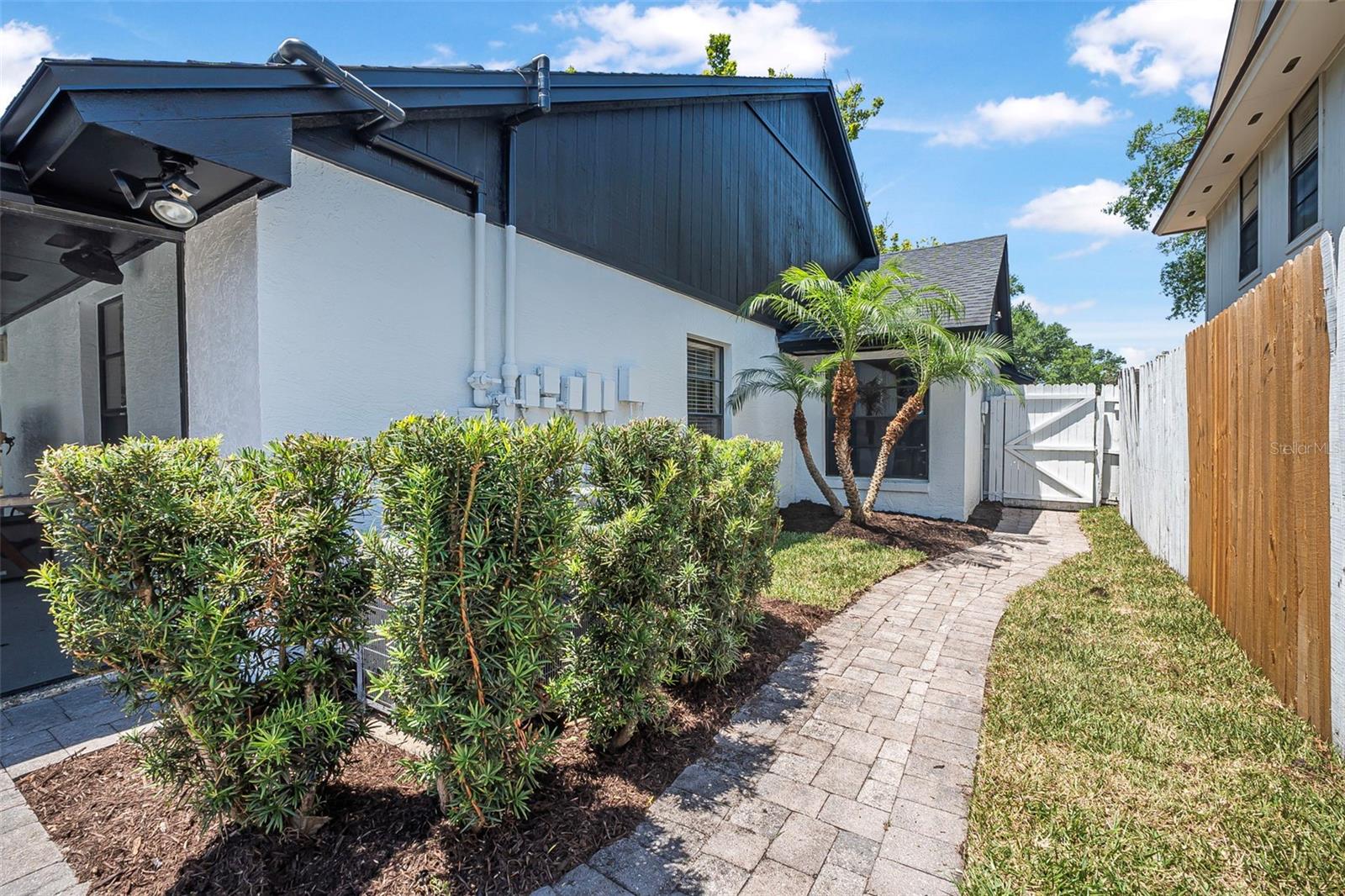 Image 33 of 36 For 3889 Biscayne Drive