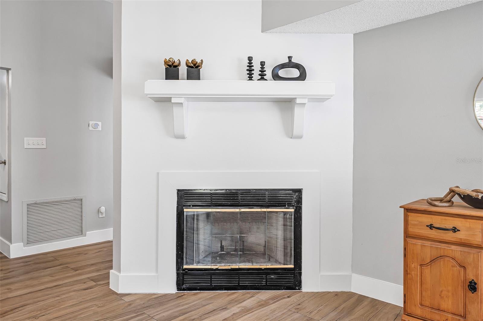Image 4 of 36 For 3889 Biscayne Drive
