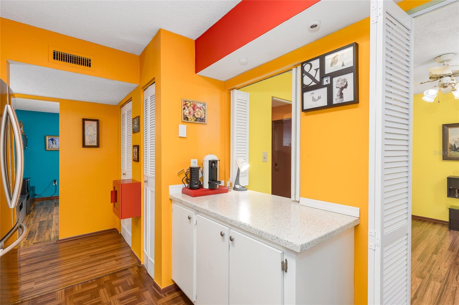 Image 7 of 28 For 516 Orange Drive 22
