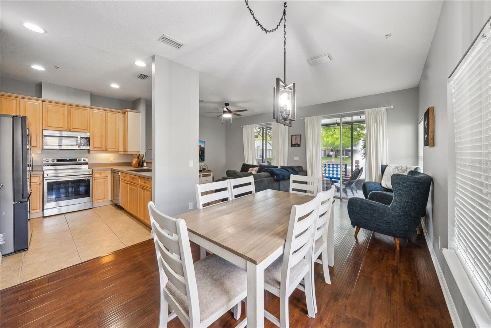 Image 2 of 27 For 561 Pinebranch Circle
