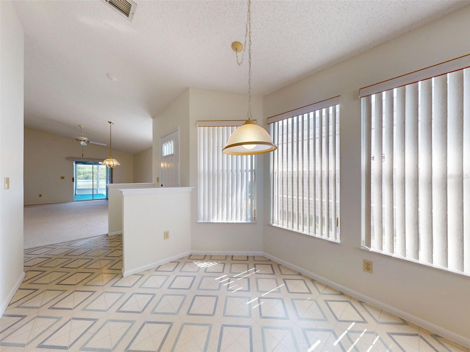 Image 7 of 60 For 148 Meadow Boulevard