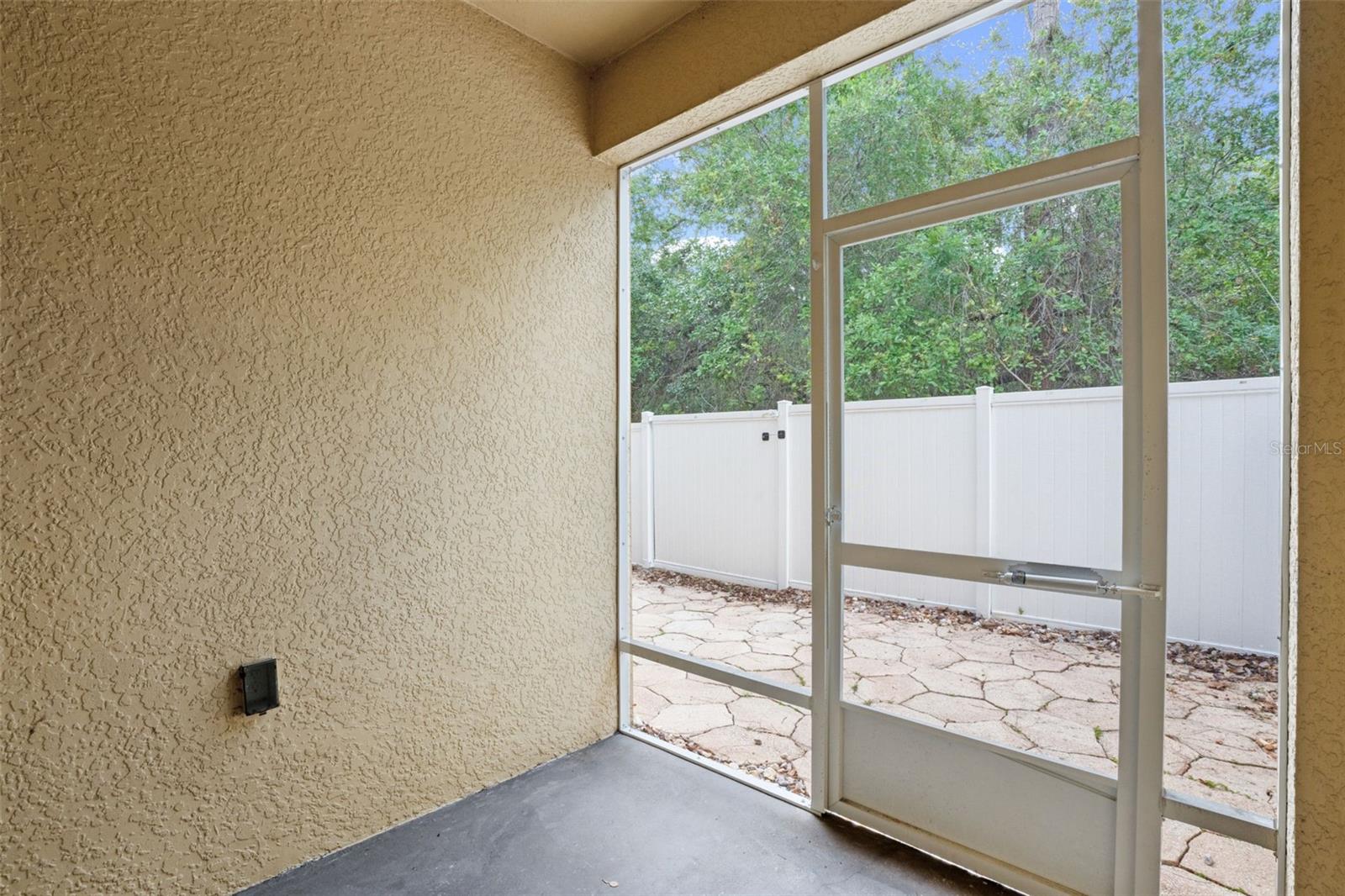 Image 30 of 39 For 8031 Enchantment Drive Ge