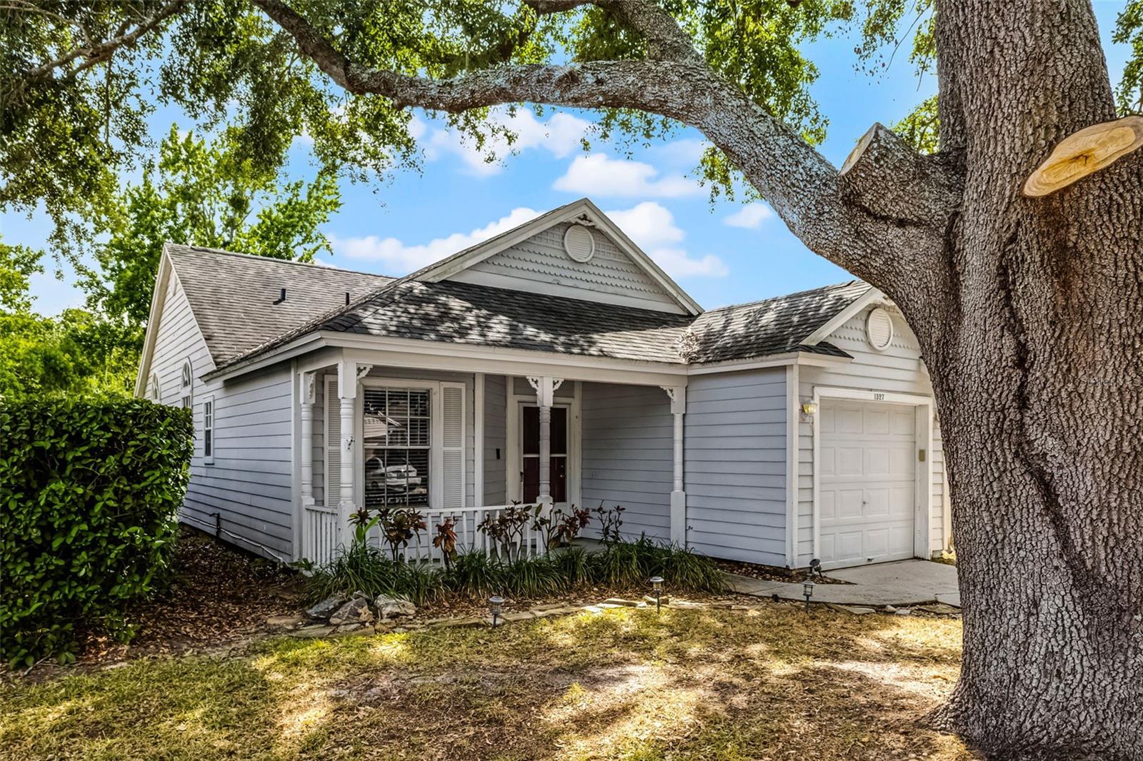 Image 2 of 17 For 1527 Braewick Street