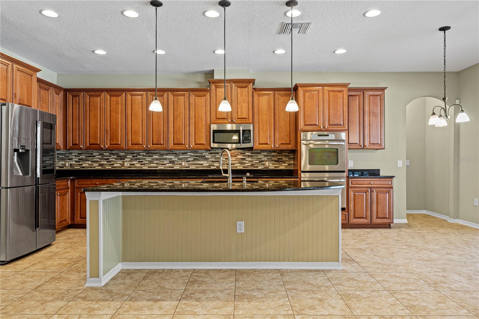 Image 12 of 65 For 11818 Gilmerton Drive