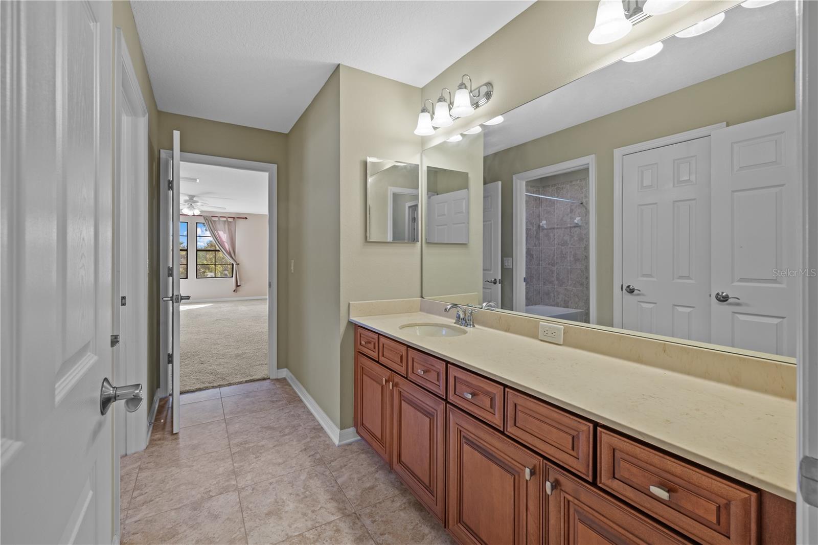 Image 33 of 65 For 11818 Gilmerton Drive