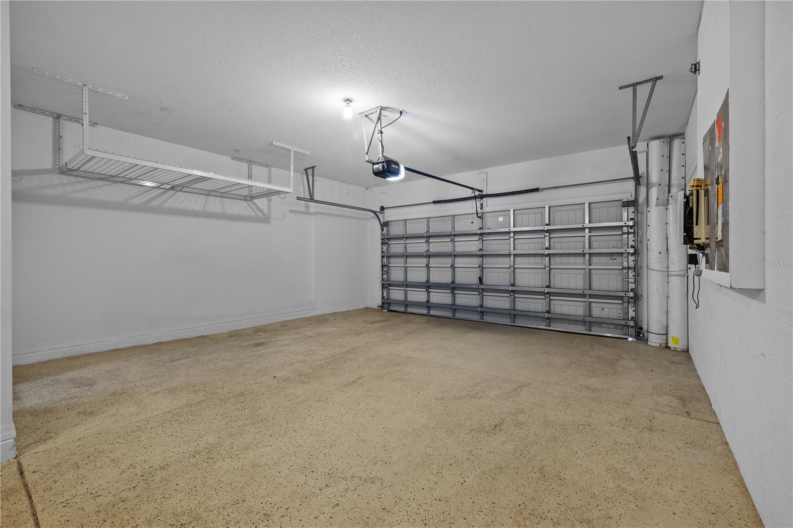 Image 38 of 65 For 11818 Gilmerton Drive