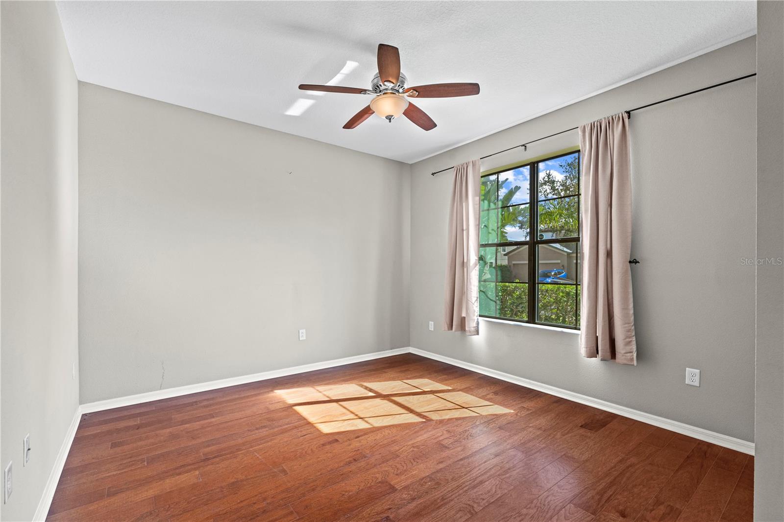 Image 6 of 65 For 11818 Gilmerton Drive