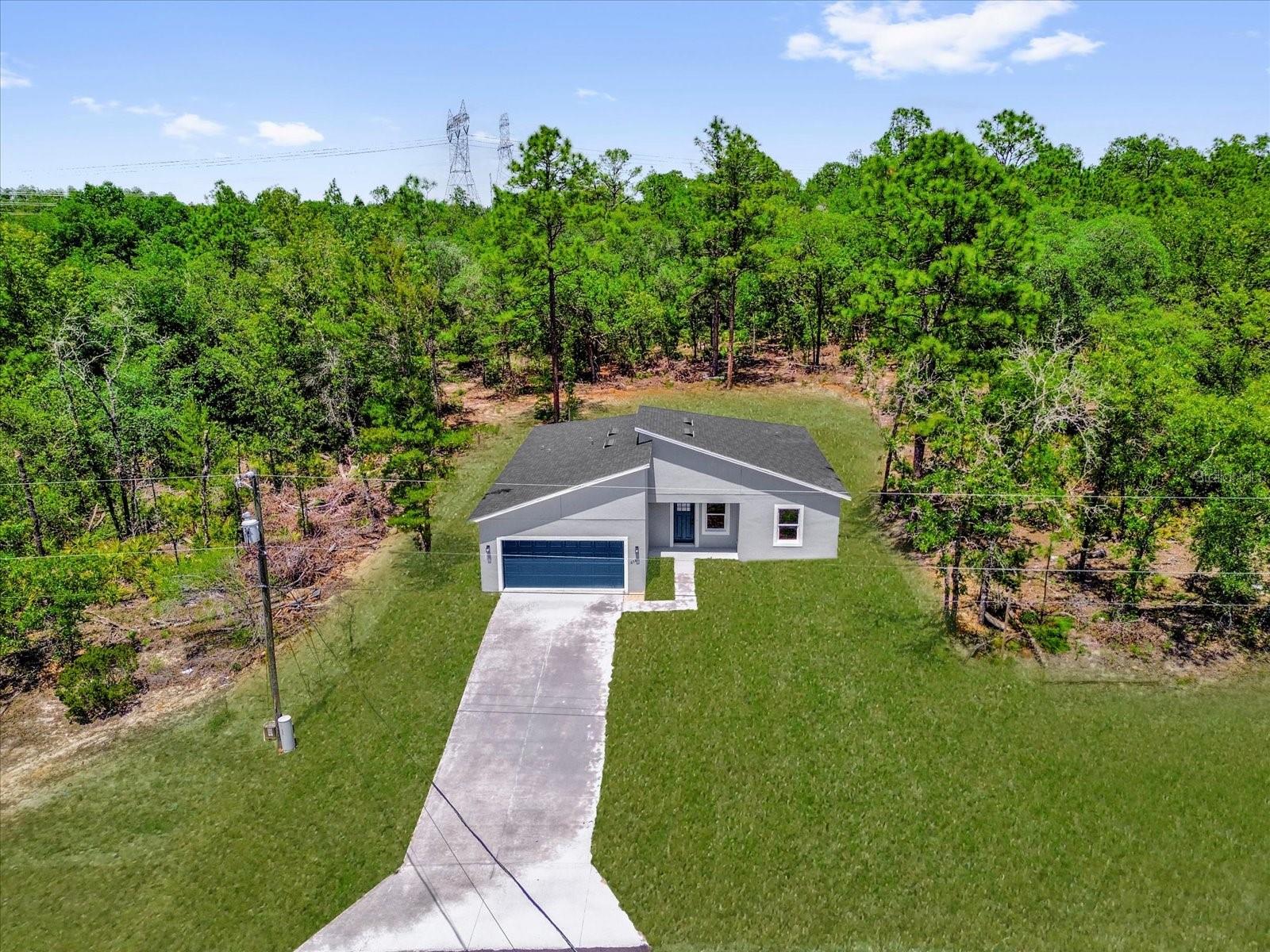 Listing photo id 29 for 6581 Bedstrow Boulevard