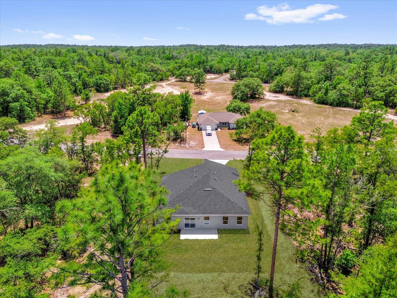 Listing photo id 31 for 6581 Bedstrow Boulevard