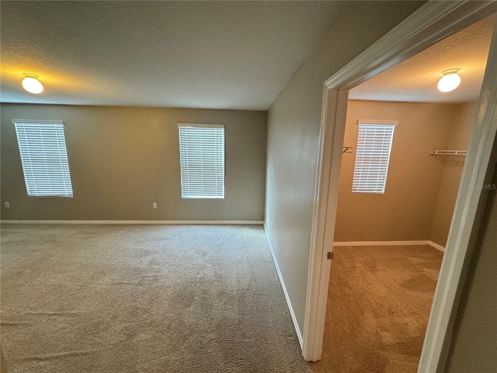Image 21 of 41 For 1018 Ashentree Drive