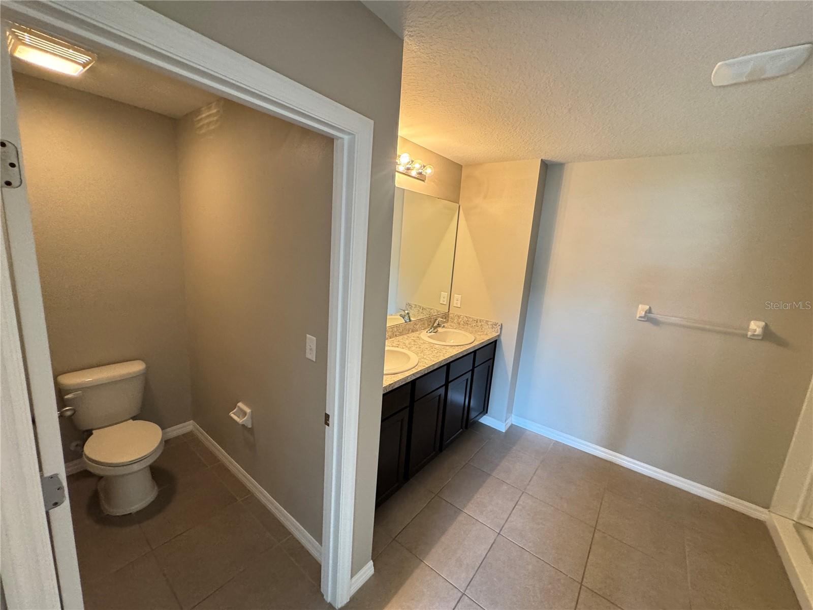 Image 25 of 41 For 1018 Ashentree Drive