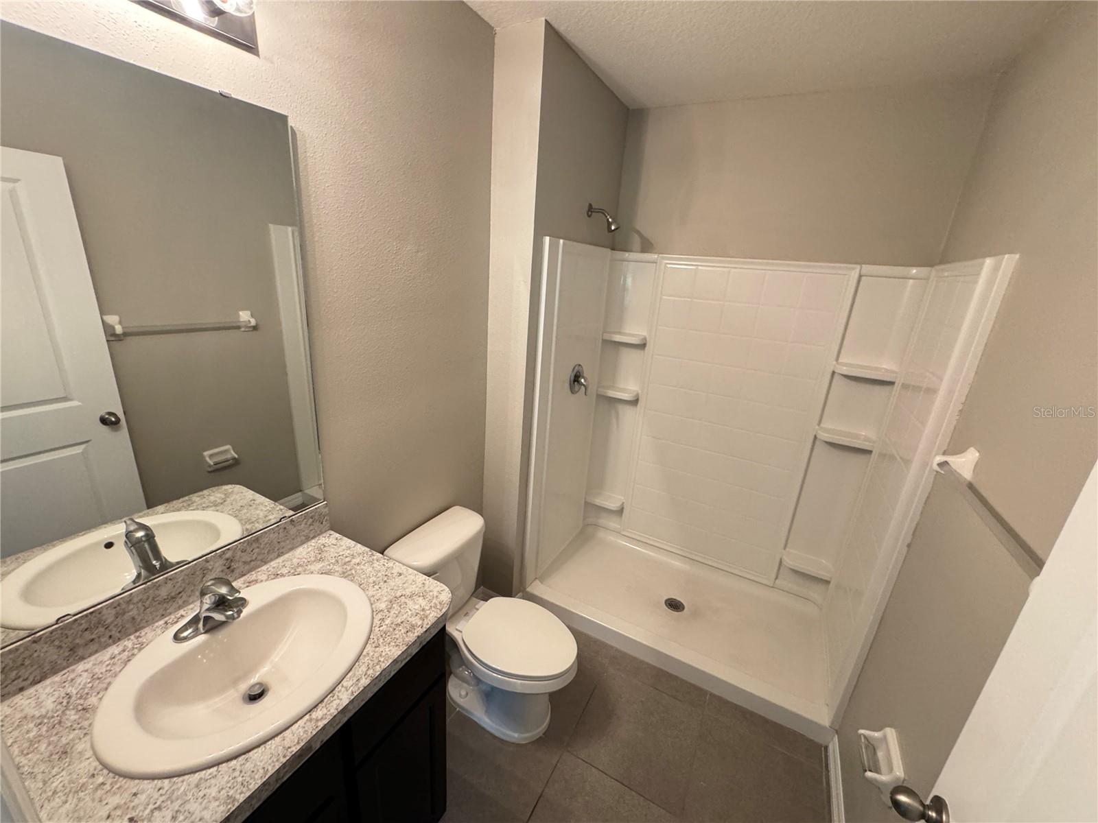 Image 34 of 41 For 1018 Ashentree Drive