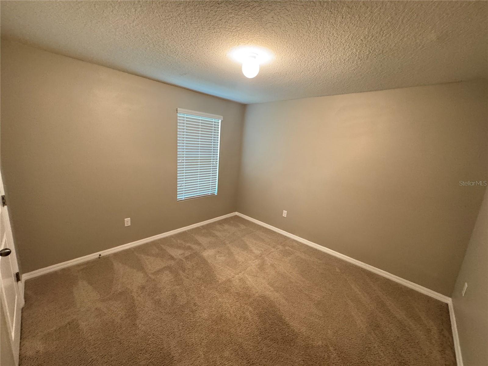 Image 36 of 41 For 1018 Ashentree Drive