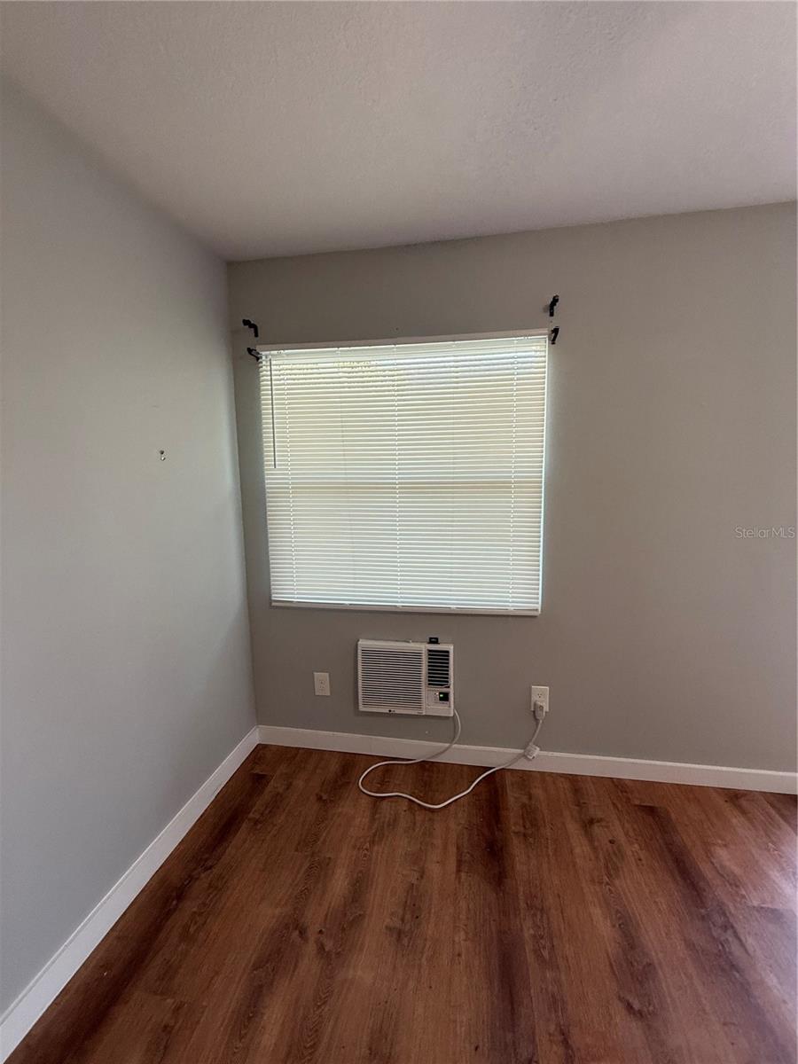 Image 8 of 13 For 650 Dixon Boulevard C36