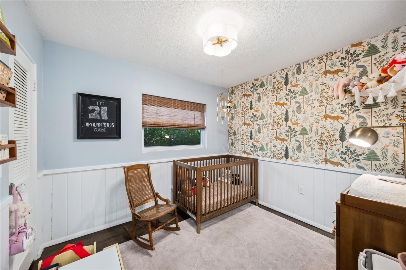 Image 19 of 25 For 1421 Hampton Avenue