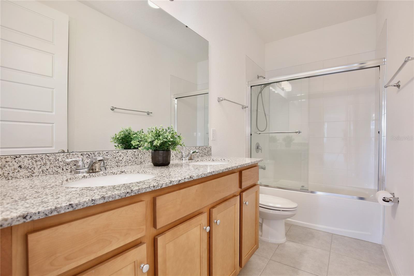 Image 40 of 83 For 10139 Austrina Oak Loop