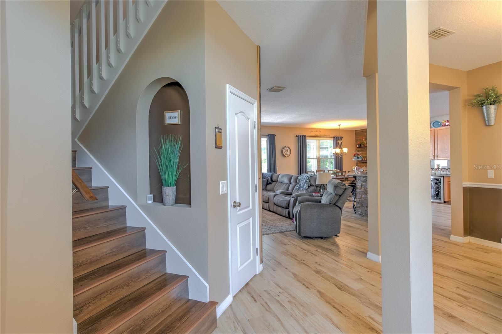 Image 5 of 43 For 269 Englenook Drive