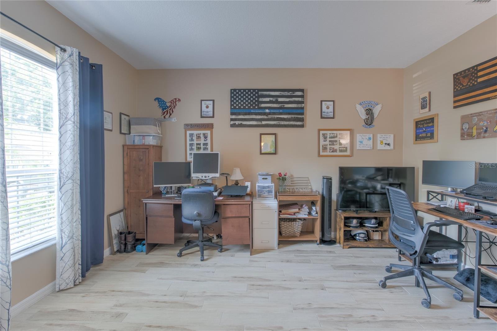 Image 7 of 43 For 269 Englenook Drive