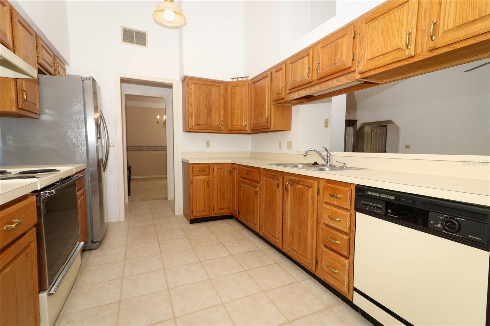Image 17 of 72 For 7703 Pine Vista Court