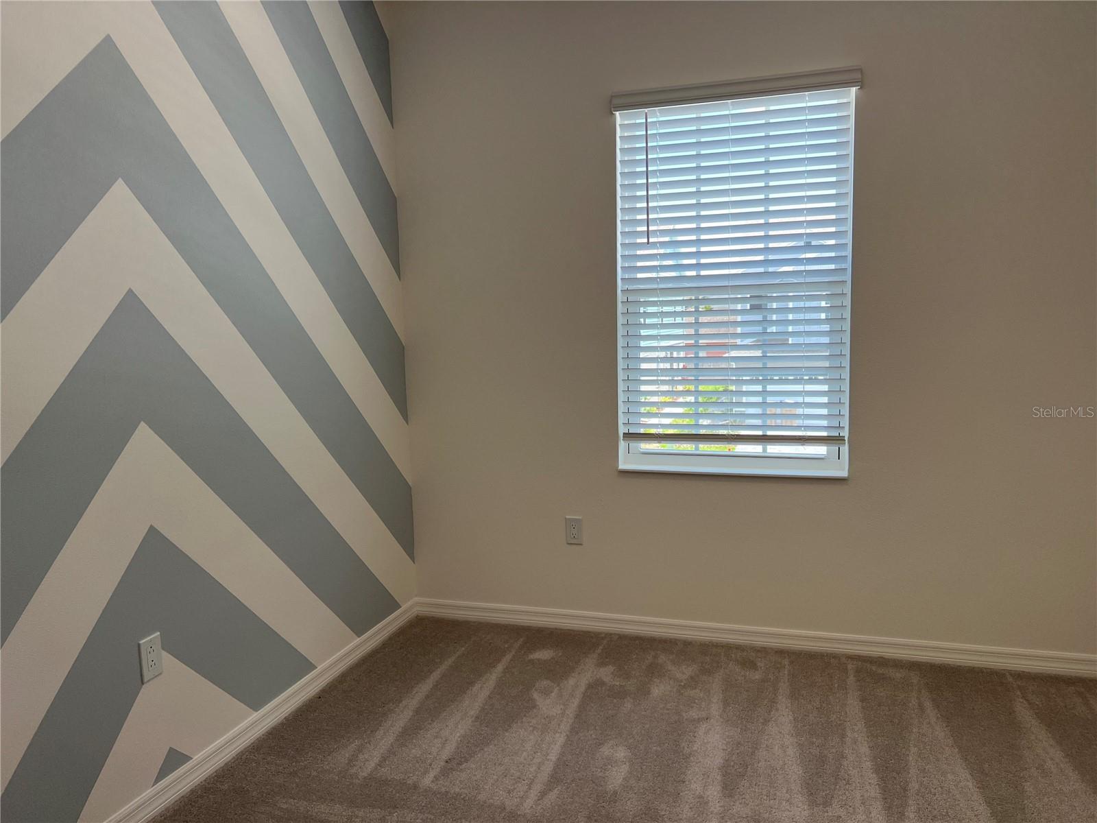 Image 12 of 19 For 1336 Stockwell Avenue