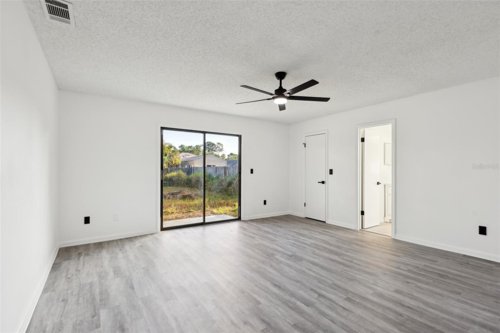 Image 19 of 38 For 4510 Bonanza Street