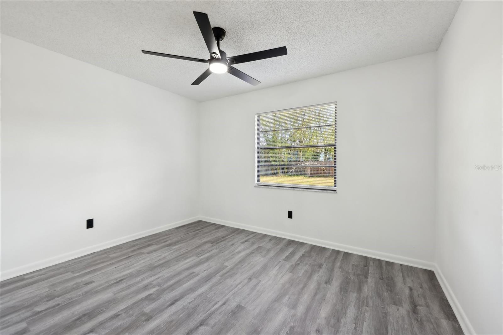 Image 28 of 38 For 4510 Bonanza Street