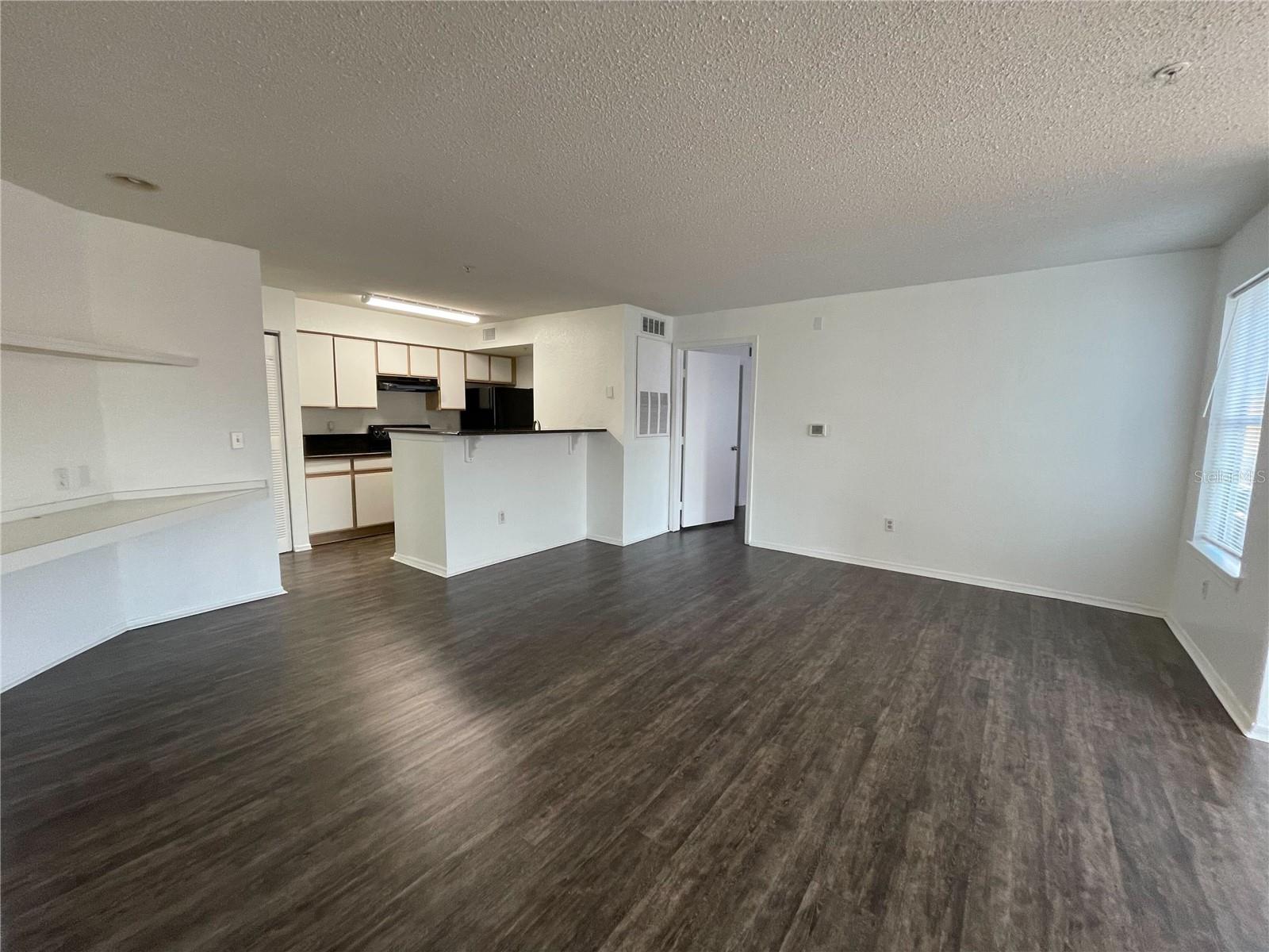 Image 2 of 13 For 2202 Key West Court 616